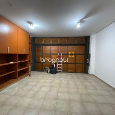Casa com 929m², 5 quartos (sendo 3 suítes), 5 garagens, no bairro João Paulo em Florianópolis