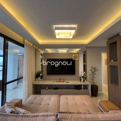 Cobertura com 140m², 3 quartos (sendo 1 suíte), 2 garagens, no bairro Kobrasol em São José