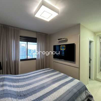 Cobertura com 140m², 3 quartos (sendo 1 suíte), 2 garagens, no bairro Kobrasol em São José