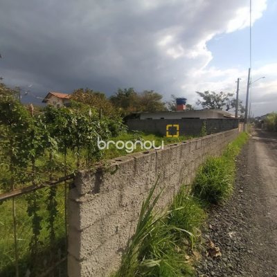 Terreno com 363m², no bairro Tapera da Base em Florianópolis