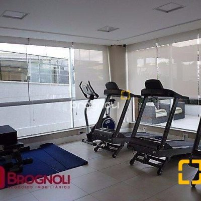 Apartamento com 115m², 2 quartos (sendo 2 suítes), 2 garagens, no bairro Agronômica em Florianópolis