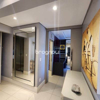 Apartamento com 115m², 2 quartos (sendo 2 suítes), 2 garagens, no bairro Agronômica em Florianópolis