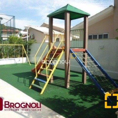 Apartamento com 115m², 2 quartos (sendo 2 suítes), 2 garagens, no bairro Agronômica em Florianópolis