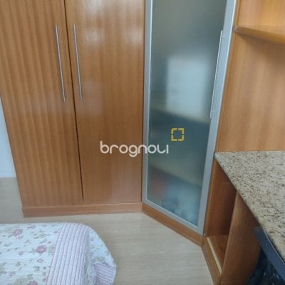 Casa com 209m², 4 quartos (sendo 1 suíte), 4 garagens, no bairro Carvoeira em Florianópolis