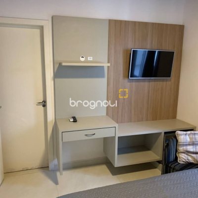 Casa com 303m², 7 quartos (sendo 7 suítes), 3 garagens, no bairro Canasvieiras em Florianópolis