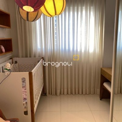 Apartamento com 97m², 3 quartos (sendo 1 suíte), 2 garagens, no bairro Nossa Senhora do Rosário em São José