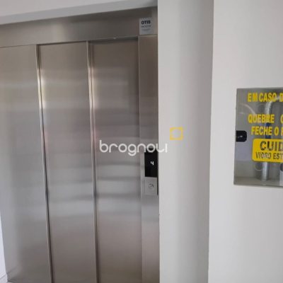 Apartamento com 77m², 2 quartos (sendo 1 suíte), 1 garagem, no bairro Ingleses em Florianópolis