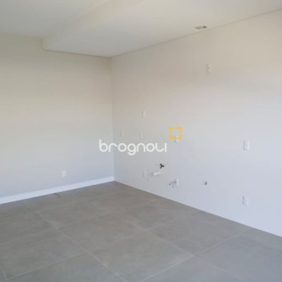 Apartamento com 77m², 2 quartos (sendo 1 suíte), 1 garagem, no bairro Ingleses em Florianópolis