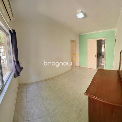 Apartamento com 91m², 3 quartos (sendo 1 suíte), 1 garagem, no bairro Ponta de Baixo em São José