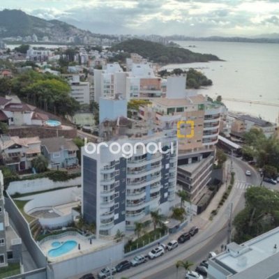 Apartamento com 150m², 4 quartos (sendo 3 suítes), 2 garagens, no bairro João Paulo em Florianópolis