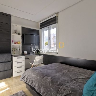 Apartamento com 150m², 4 quartos (sendo 3 suítes), 2 garagens, no bairro João Paulo em Florianópolis