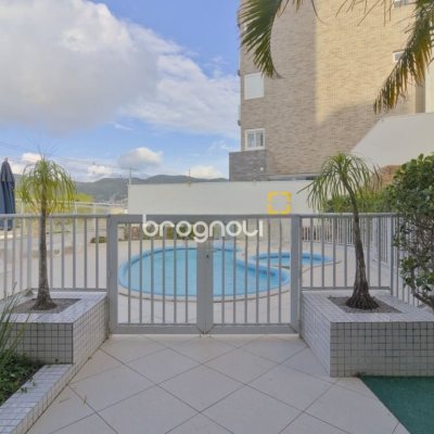 Apartamento com 150m², 4 quartos (sendo 3 suítes), 2 garagens, no bairro João Paulo em Florianópolis