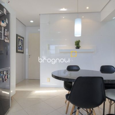 Apartamento com 150m², 4 quartos (sendo 3 suítes), 2 garagens, no bairro João Paulo em Florianópolis