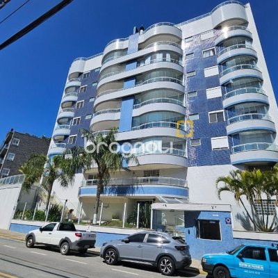 Apartamento com 150m², 4 quartos (sendo 3 suítes), 2 garagens, no bairro João Paulo em Florianópolis