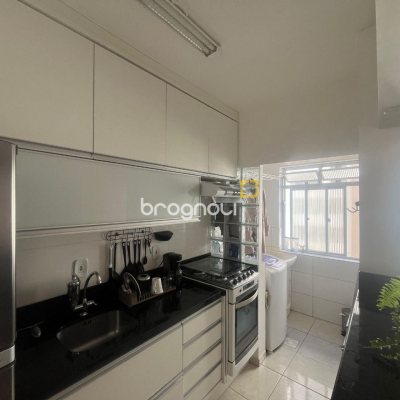 Apartamento com 40m², 1 quarto, no bairro Centro em Florianópolis
