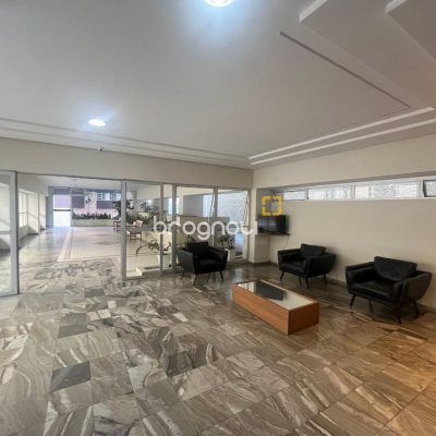 Apartamento com 40m², 1 quarto, no bairro Centro em Florianópolis