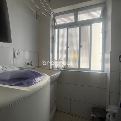 Apartamento com 40m², 1 quarto, no bairro Centro em Florianópolis
