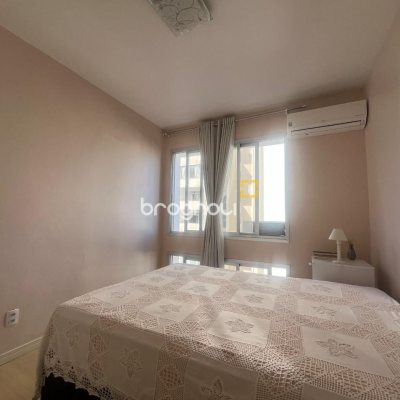 Apartamento com 40m², 1 quarto, no bairro Centro em Florianópolis