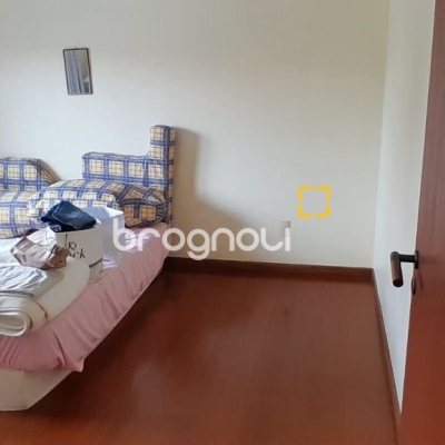 Casa com 314m², 4 quartos (sendo 2 suítes), 4 garagens, no bairro Trindade em Florianópolis