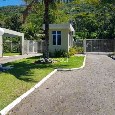 Apartamento com 46m², 1 quarto, 1 garagem, no bairro Lagoa da Conceição em Florianópolis