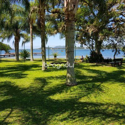 Apartamento com 46m², 1 quarto, 1 garagem, no bairro Lagoa da Conceição em Florianópolis