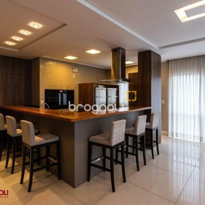 Apartamento com 95m², 3 quartos (sendo 1 suíte), 2 garagens, no bairro Beira Mar Norte em Florianópolis