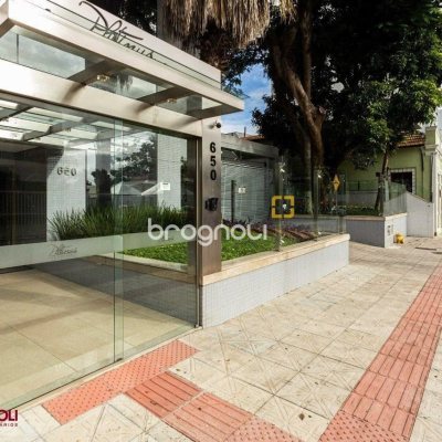 Apartamento com 95m², 3 quartos (sendo 1 suíte), 2 garagens, no bairro Beira Mar Norte em Florianópolis