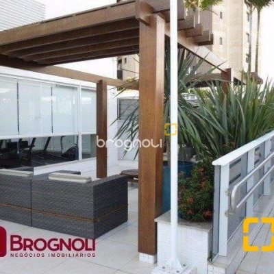 Apartamento com 95m², 3 quartos (sendo 1 suíte), 2 garagens, no bairro Beira Mar Norte em Florianópolis