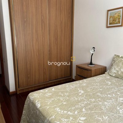 Apartamento com 170m², 4 quartos (sendo 1 suíte), 2 garagens, no bairro Agronômica em Florianópolis