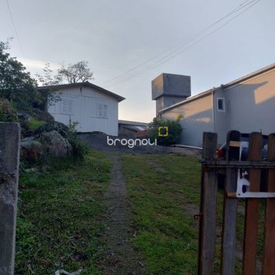Terreno com 517m², no bairro Canasvieiras em Florianópolis