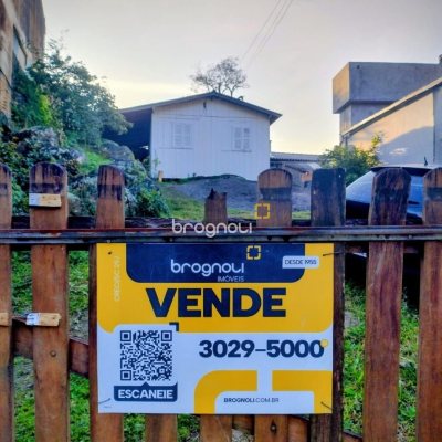 Terreno com 517m², no bairro Canasvieiras em Florianópolis