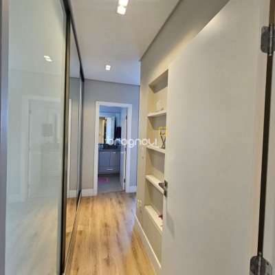 Apartamento com 107m², 3 quartos (sendo 1 suíte), 2 garagens, no bairro Campinas em São José