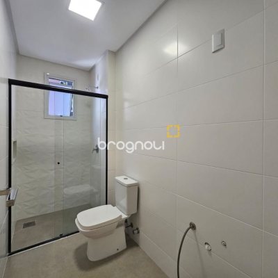 Apartamento com 107m², 3 quartos (sendo 1 suíte), 2 garagens, no bairro Campinas em São José