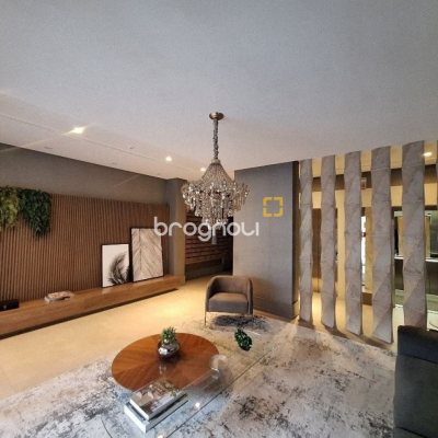 Apartamento com 107m², 3 quartos (sendo 1 suíte), 2 garagens, no bairro Campinas em São José