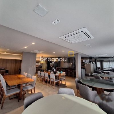 Apartamento com 107m², 3 quartos (sendo 1 suíte), 2 garagens, no bairro Campinas em São José