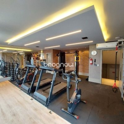 Apartamento com 107m², 3 quartos (sendo 1 suíte), 2 garagens, no bairro Campinas em São José