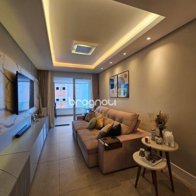 Apartamento com 107m², 3 quartos (sendo 1 suíte), 2 garagens, no bairro Campinas em São José