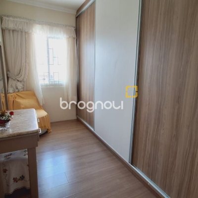 Casa com 185m², 4 quartos (sendo 1 suíte), 2 garagens, no bairro Capoeiras em Florianópolis