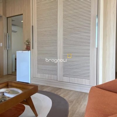 Casa com 365m², 3 quartos (sendo 3 suítes), 11 garagens, no bairro Beira Mar Norte em Florianópolis