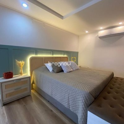 Casa com 365m², 3 quartos (sendo 3 suítes), 11 garagens, no bairro Beira Mar Norte em Florianópolis