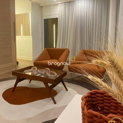 Casa com 365m², 3 quartos (sendo 3 suítes), 11 garagens, no bairro Beira Mar Norte em Florianópolis