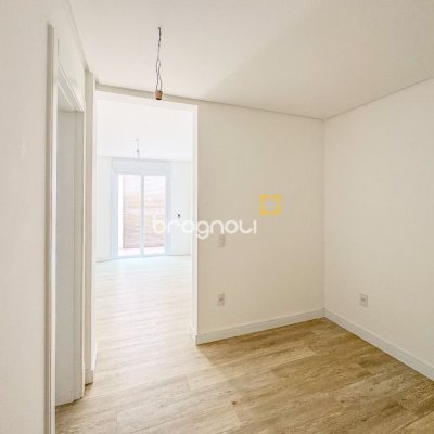 Casa com 450m², 4 quartos (sendo 4 suítes), 4 garagens, no bairro Jurerê Internacional em Florianópolis