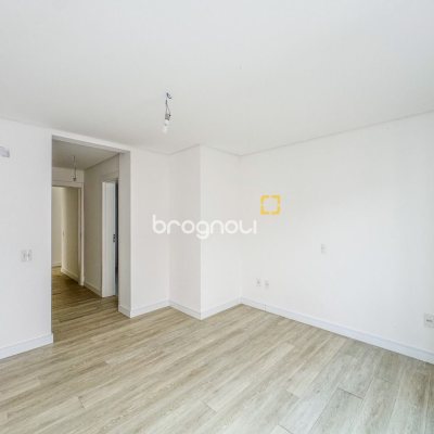 Casa com 450m², 4 quartos (sendo 4 suítes), 4 garagens, no bairro Jurerê Internacional em Florianópolis