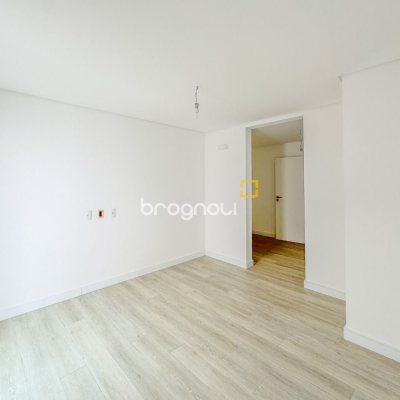 Casa com 450m², 4 quartos (sendo 4 suítes), 4 garagens, no bairro Jurerê Internacional em Florianópolis