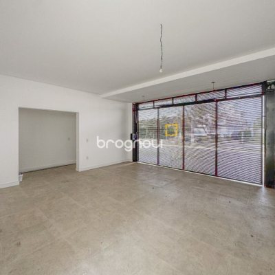 Casa com 450m², 4 quartos (sendo 4 suítes), 4 garagens, no bairro Jurerê Internacional em Florianópolis