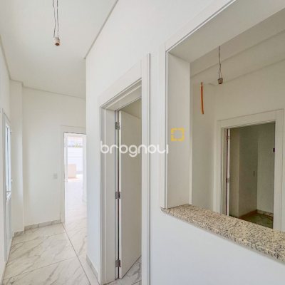 Casa com 450m², 4 quartos (sendo 4 suítes), 4 garagens, no bairro Jurerê Internacional em Florianópolis