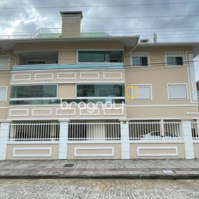 Apartamento com 114m², 3 quartos (sendo 1 suíte), 2 garagens, no bairro Ingleses em Florianópolis