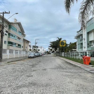 Apartamento com 114m², 3 quartos (sendo 1 suíte), 2 garagens, no bairro Ingleses em Florianópolis