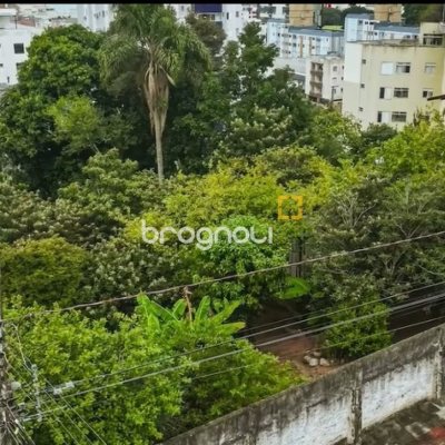 Terreno com 1427m², no bairro Coqueiros em Florianópolis