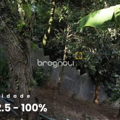 Terreno com 1427m², no bairro Coqueiros em Florianópolis
